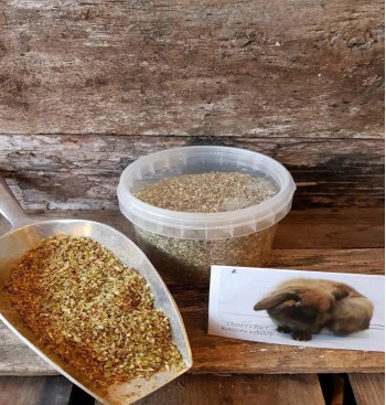Product: Oregano Product: Oregano