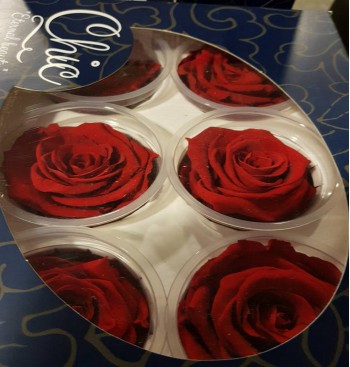Product: Red in box Product: Red in box