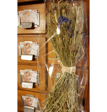 Product: Timothy hay bouqet korenbloem Product: Timothy hay bouqet korenbloem